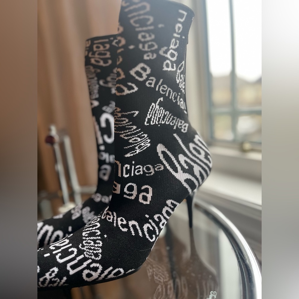 Balenciaga sock boots never worn I have box.